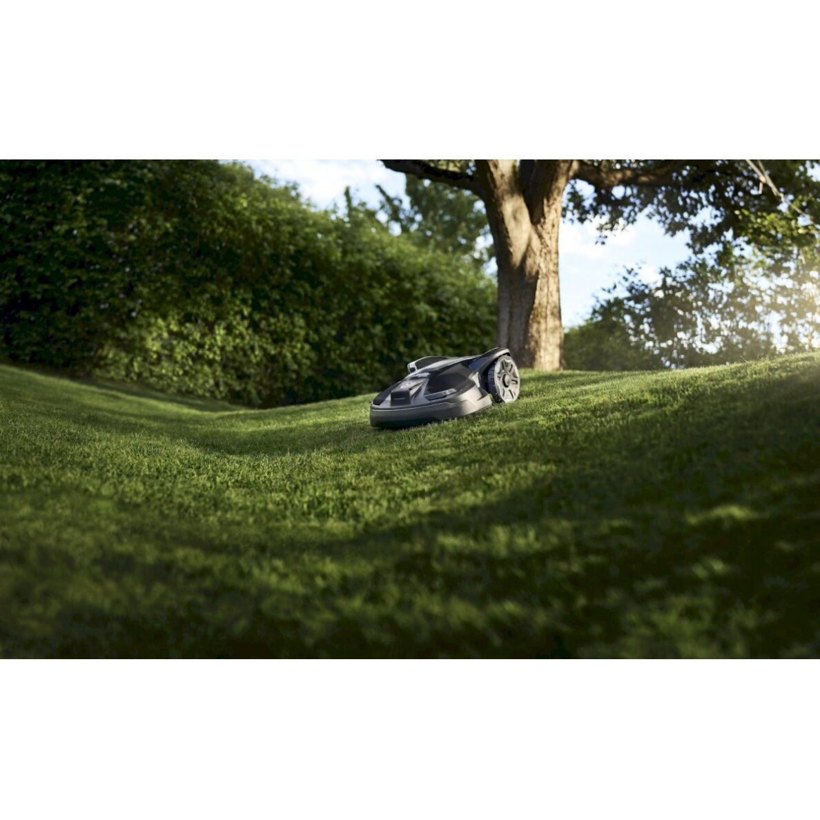 Husqvarna Automower® 320 NERA 1 Husqvarna Automower® 320 NERA 1