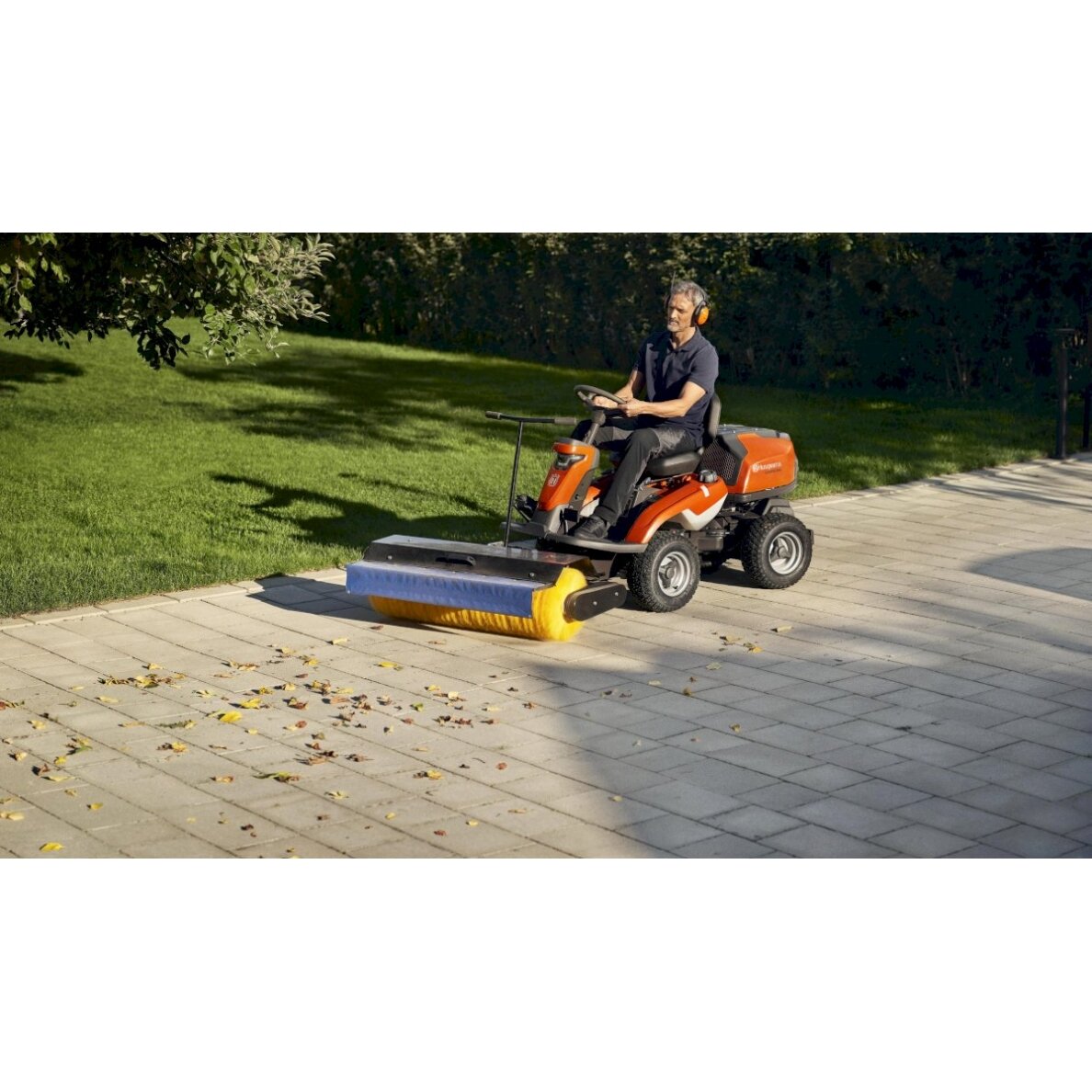 HUSQVARNA R 320X AWD 4 HUSQVARNA R 320X AWD 4