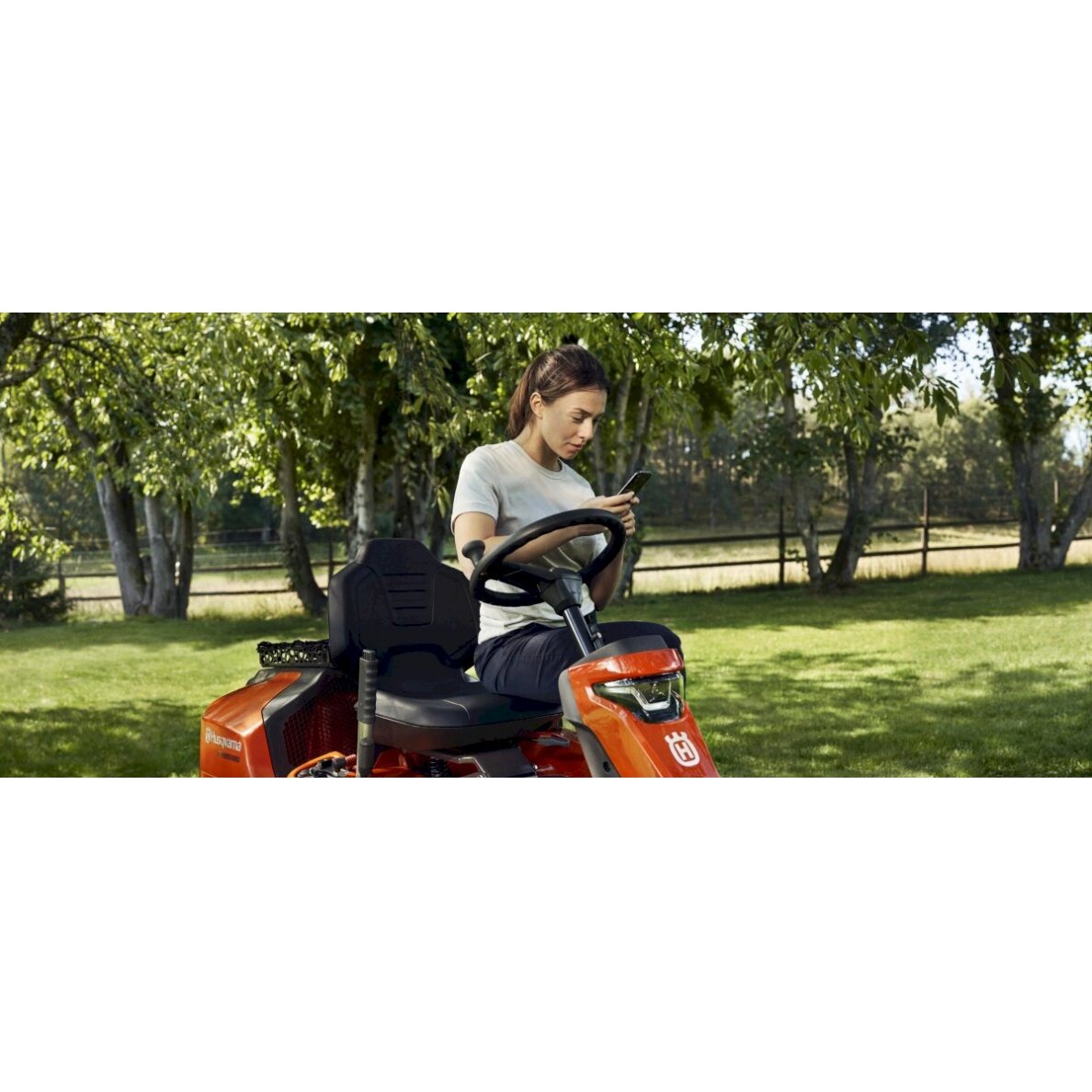 HUSQVARNA R 320X AWD 3 HUSQVARNA R 320X AWD 3