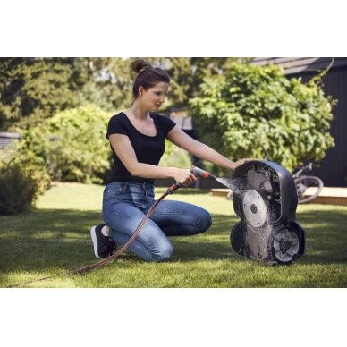 HUSQVARNA AUTOMOWER® 310 Mark II 4 HUSQVARNA AUTOMOWER® 310 Mark II 4