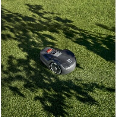 Husqvarna Automower® Aspire™ R4 2 Husqvarna Automower® Aspire™ R4 2