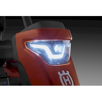HUSQVARNA R 316TsX AWD 8 HUSQVARNA R 316TsX AWD 8