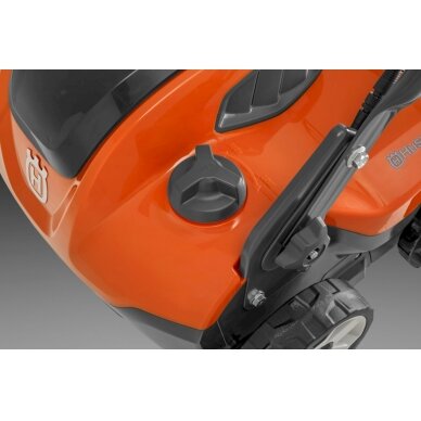 Skarifikatorius/aeratorius Husqvarna S 138C 10 Skarifikatorius/aeratorius Husqvarna S 138C 10